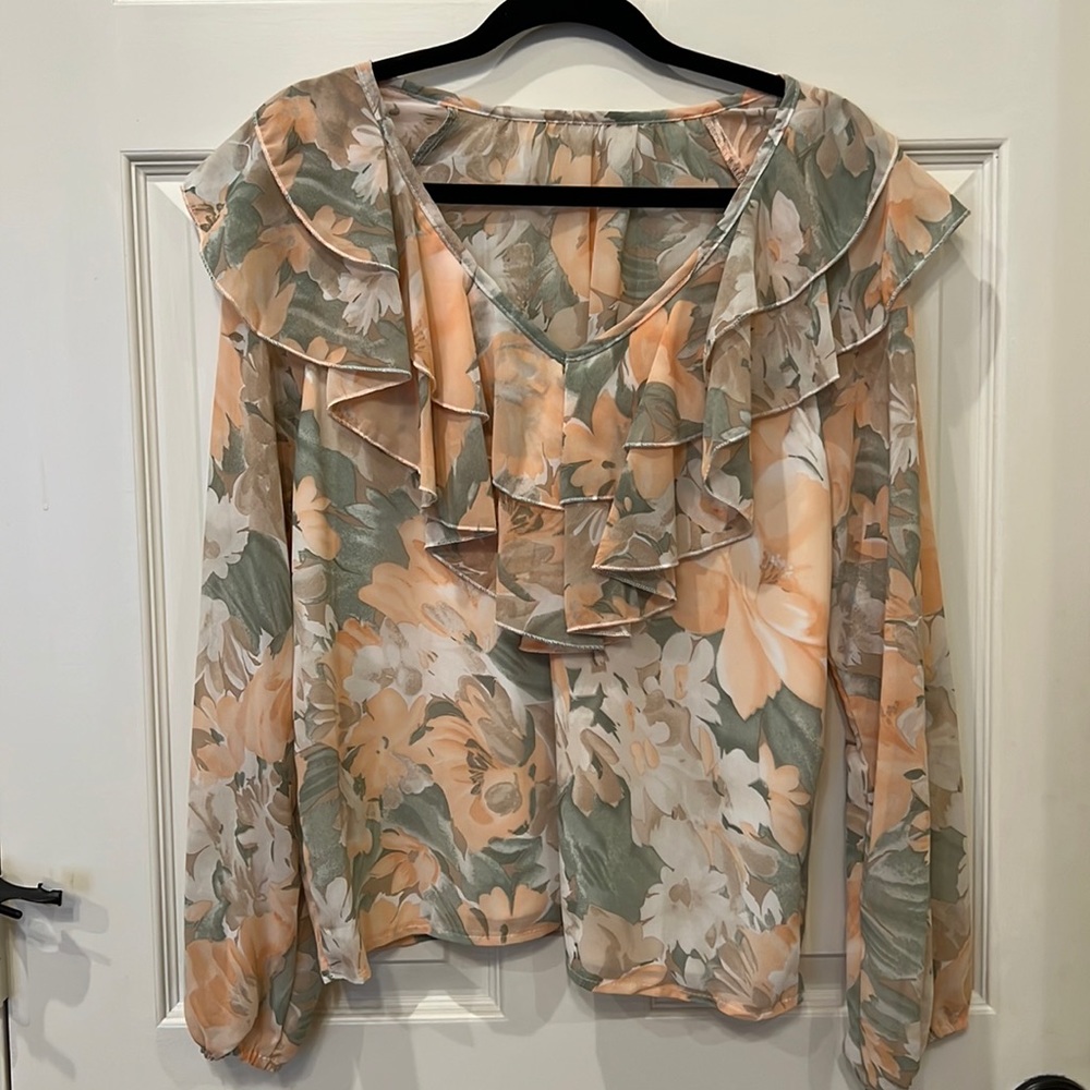 SHEIN Pastel blouse. Size Medium